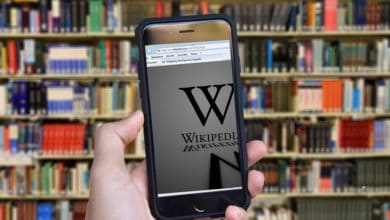 من هو مؤسس موقع ويكيبيديا و أين يقع مقر الشركة؟